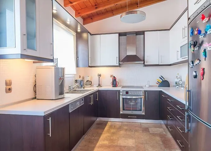 House Next To The Sea Дом отдыха Эрмиони